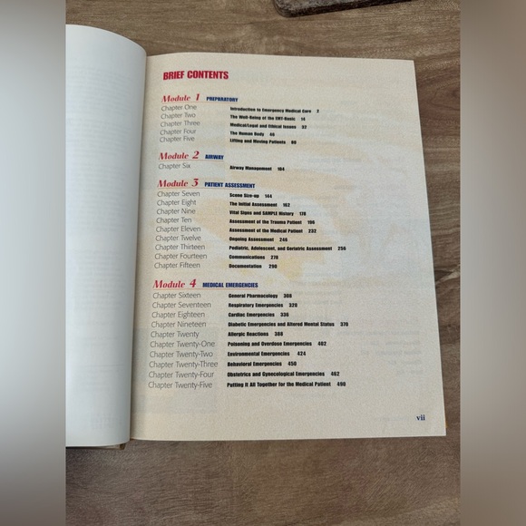 Emergency Care by Harvey Grant, Daniel Limmer, Beth Lothrop Adams, J. David - Picture 13 of 16